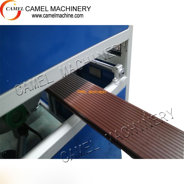 Древесно-пластиковый композитный настил - Купить, Продукт на Zhangjiagang  Camel Machinery Co., Ltd.