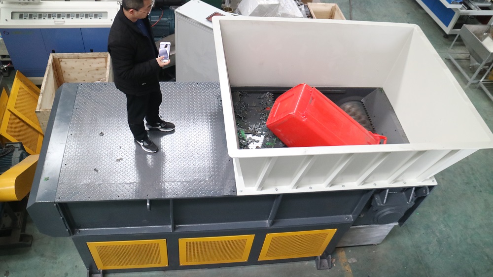 Trituradora de plástico para cubo de basura, cubo de basura y cubo de basura, máquina de reciclaje de plástico, trituradora de eje único