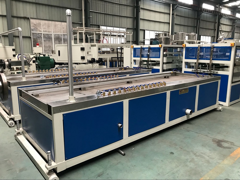 3D Embossed Decking production line  /3D WPC decking production machine 